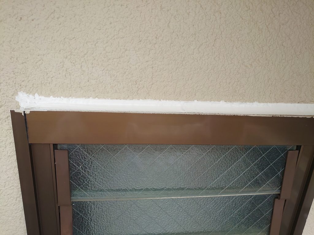 窓の雨漏り防止